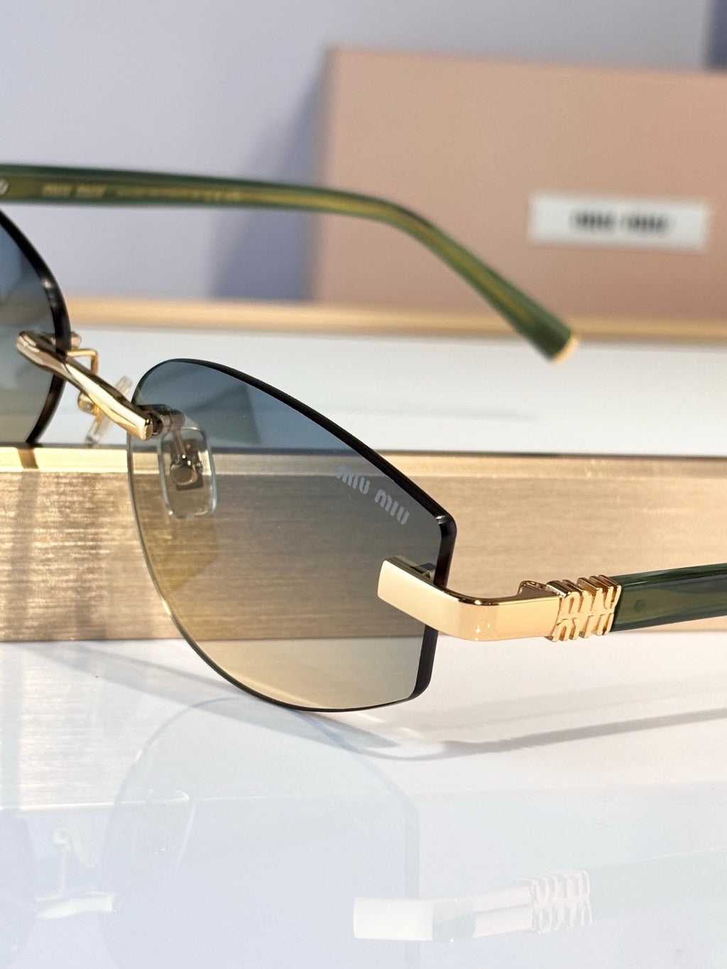 MIUMIU Sunglasses-MUA1952